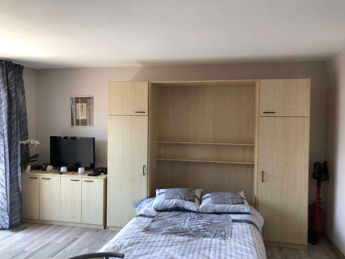 Shiny Nice Studio At Ostend Appartement Buitenkant foto